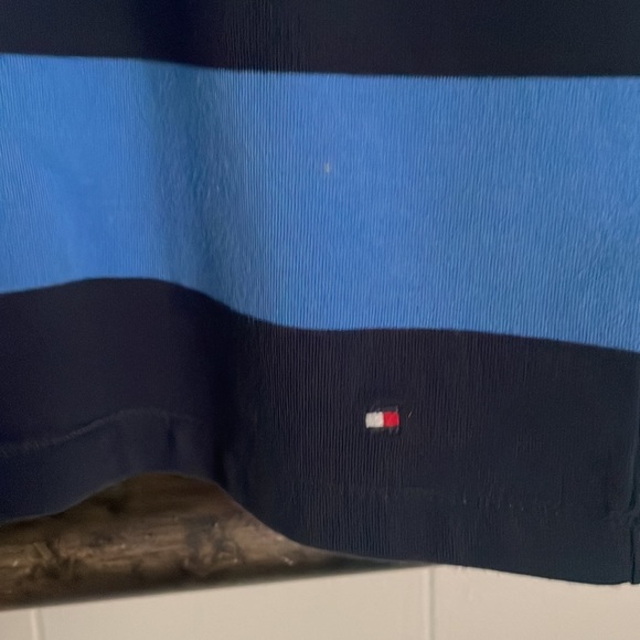 Tommy Hilfiger zipper accent top - Picture 2 of 5